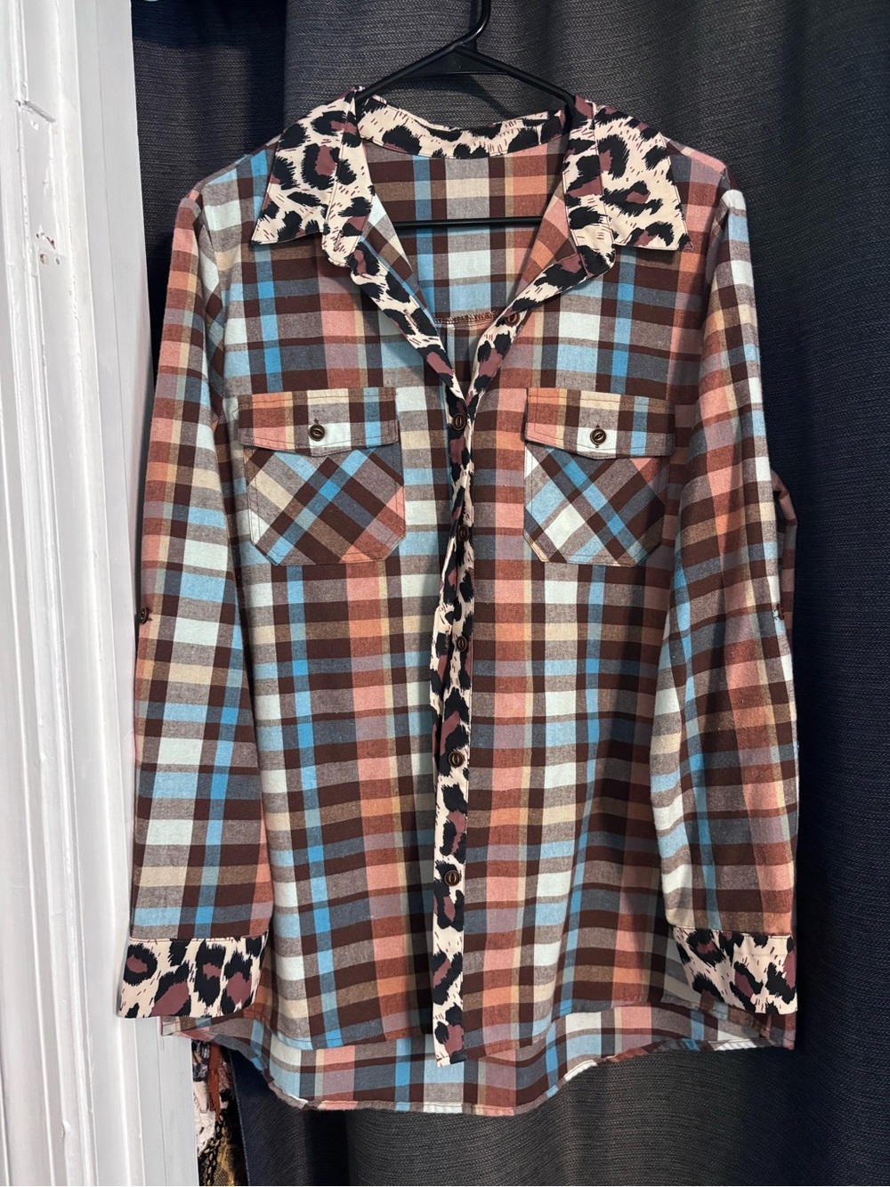 Plaid Button-Front Women's Shirt with Leopard Trim - Brown/Blue